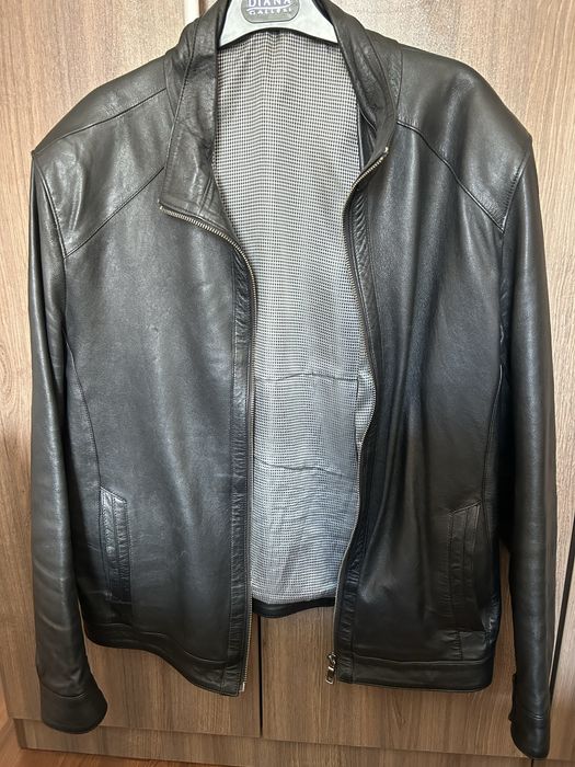 Черно кожено яке