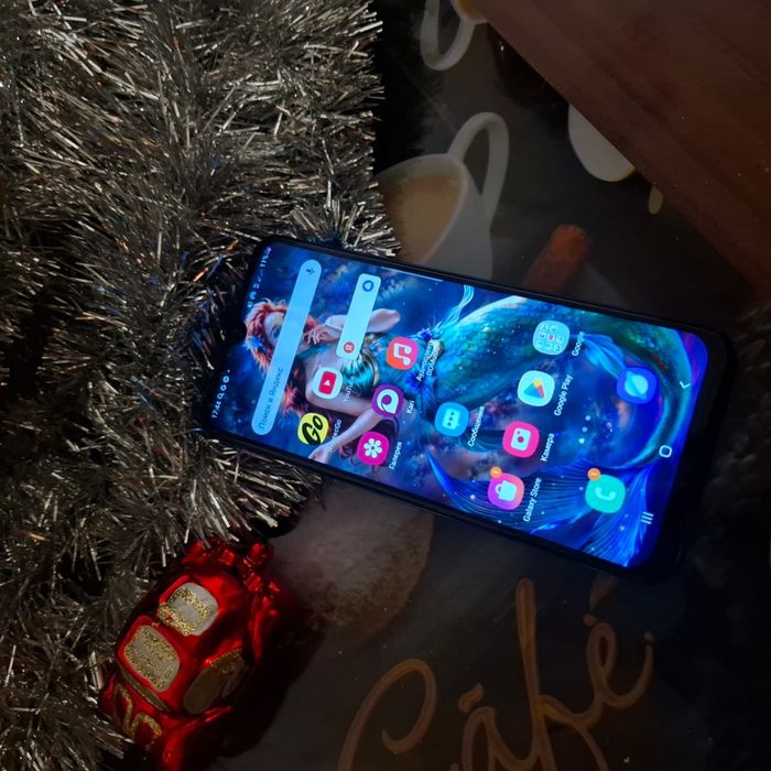 Продам самсунг а 50 срочно 25000