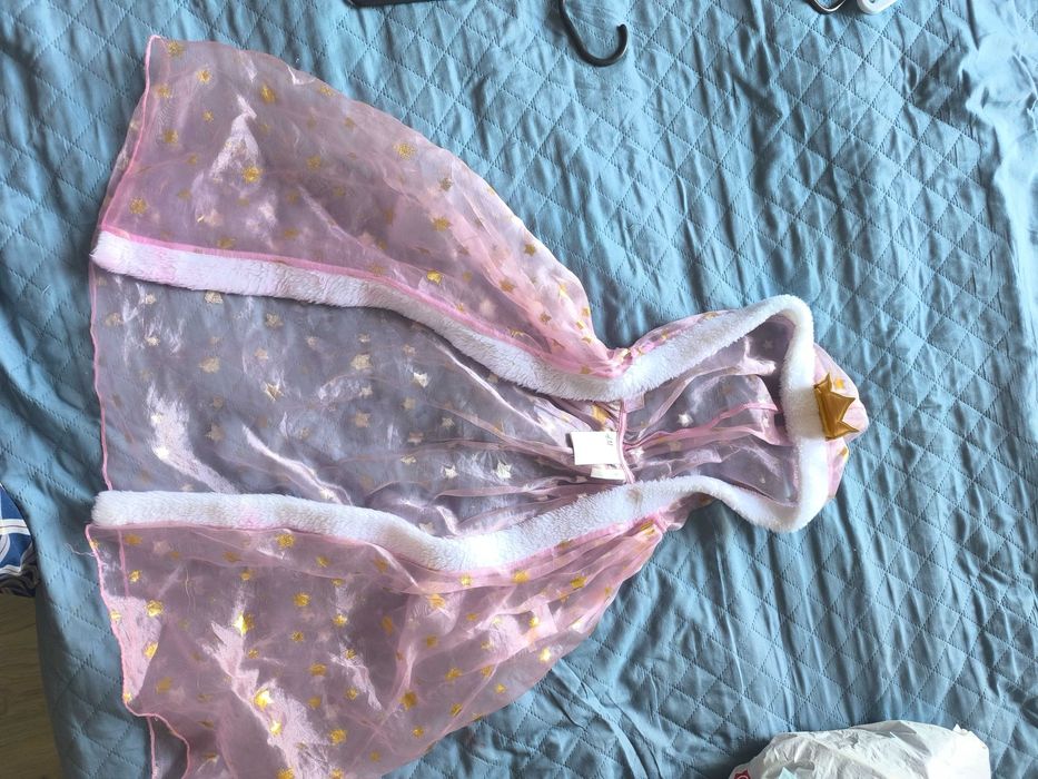 Продаю 15 штук одежды для девочки 6-10 лет