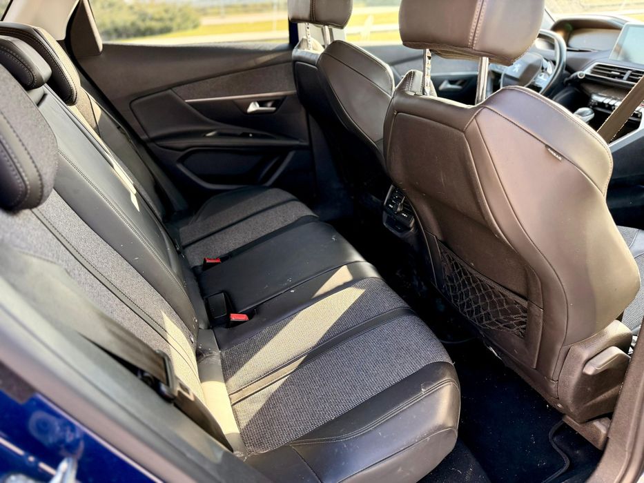 Peugeot 3008, 1.2 PureTech, 130 CP, Allure, Manual