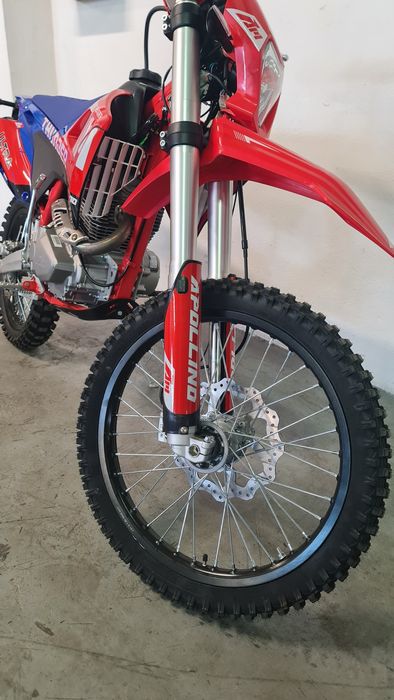 Motocross Ultra Apollo Thunder 300cc E-Start 21/18 Nou din Germania