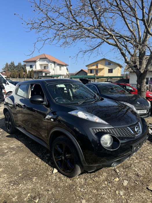 Aripa bara capota far usa Juke stare impecabila! Neagra si alba
