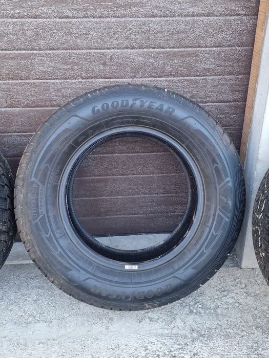 Anvelope Iarna Good Year 265 65 R17