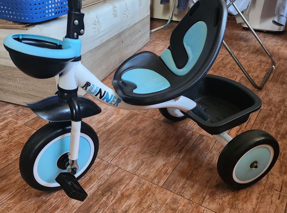 Триколка Chipolino Runner
