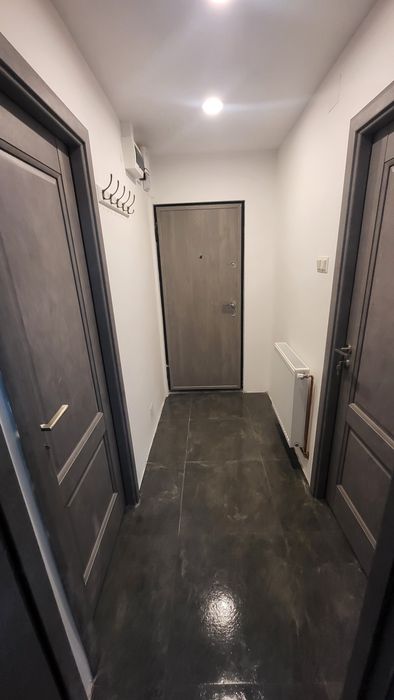 Vand garsoniera 41 mp,renovata utilata complet,gata de mutat