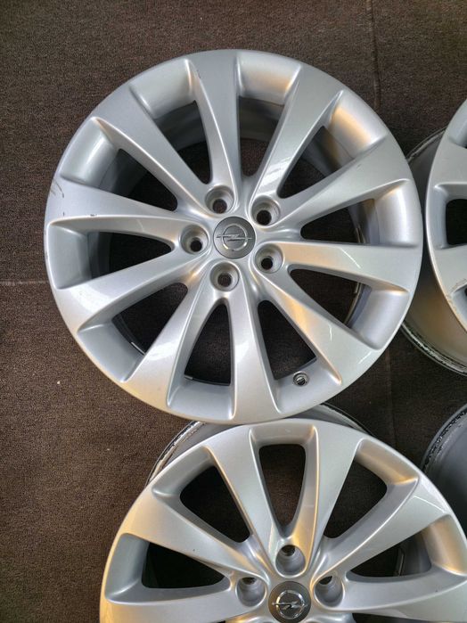 4 Jante Aliaj 5x105 17'' OEM Opel Astra J Benzina - Opel Astra K - OPEL Mokka - 7J ET 42 - CA UNELE NOI !!