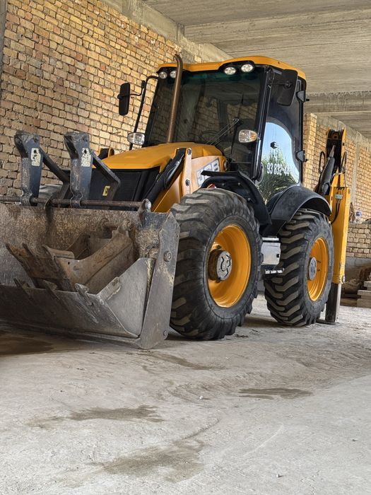 JCB 4 CX Англиски холати идеал