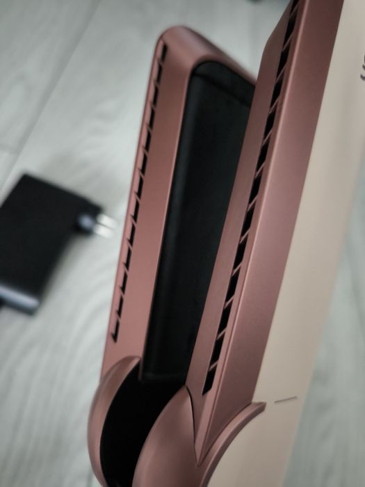 Dyson Airstrait Nou