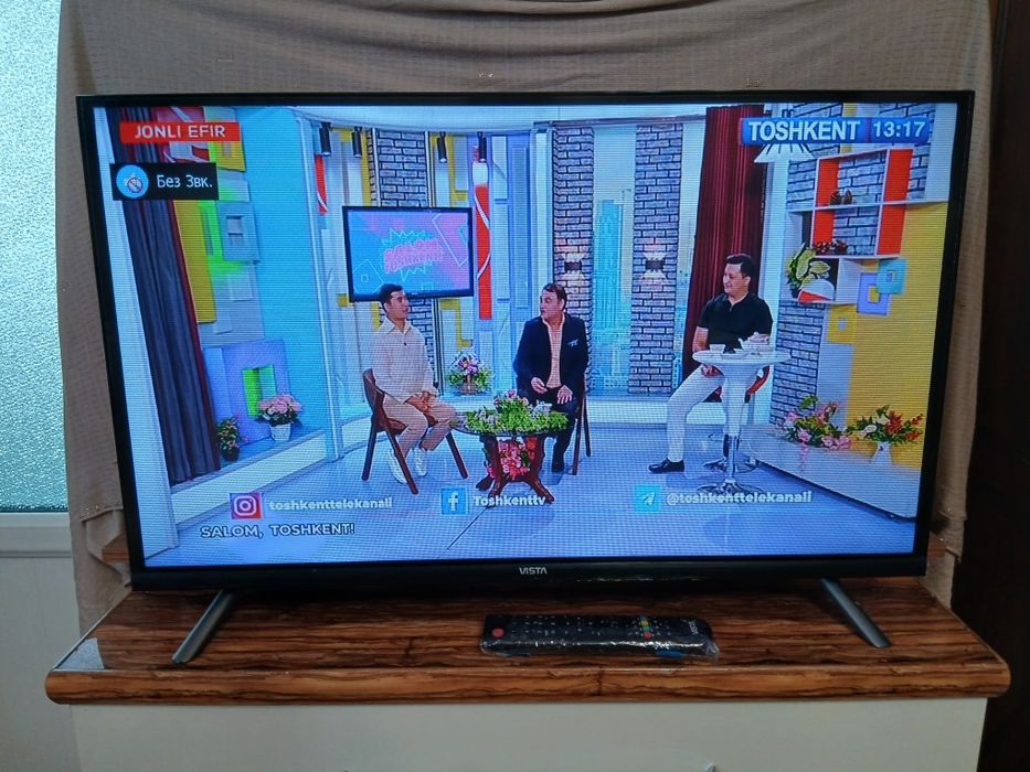 Televizor vista pulti bilan
