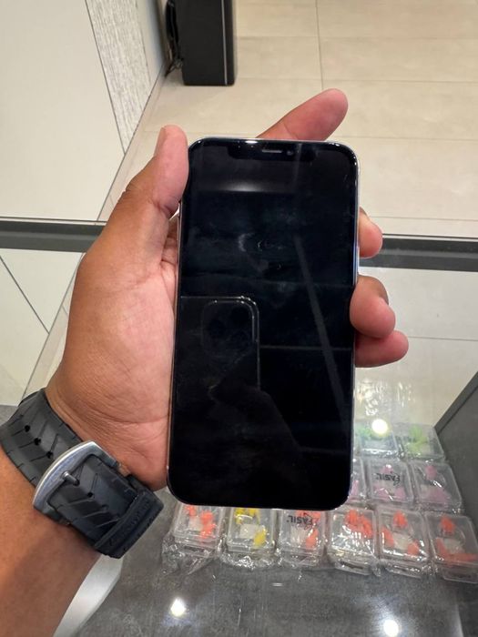 iPhone 11 Pro 256GB Feys bor