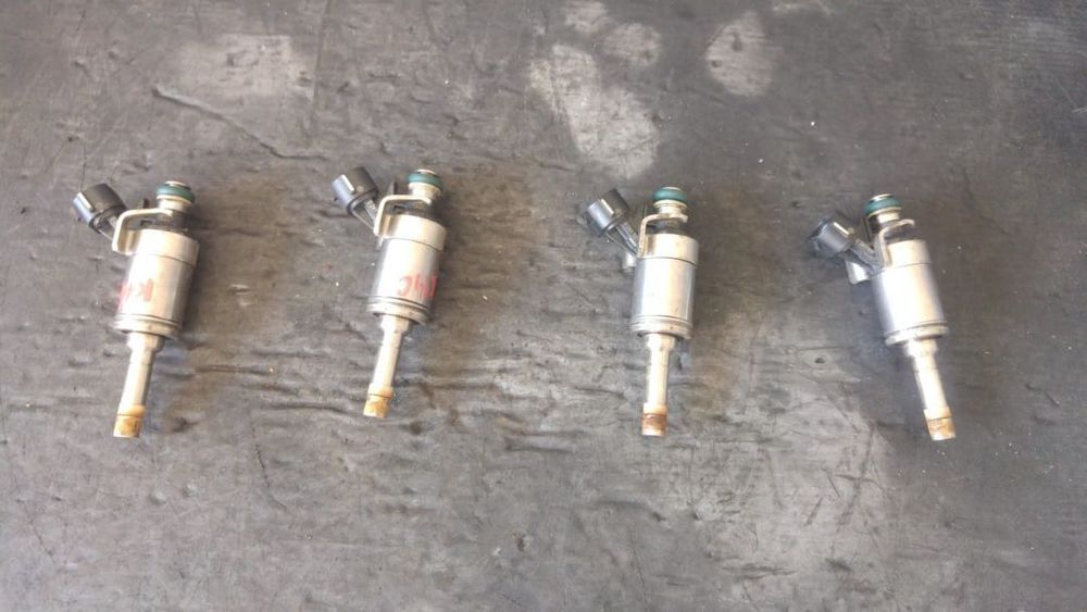 Injector k14c 1.4 t akk 414 benz suzuki vitara ly sx4 s-cross jy swift v az 0261500