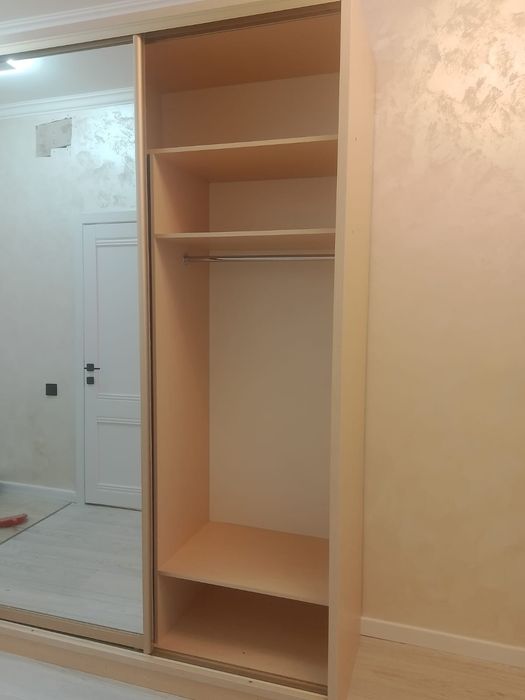 Шкаф - купе срочно