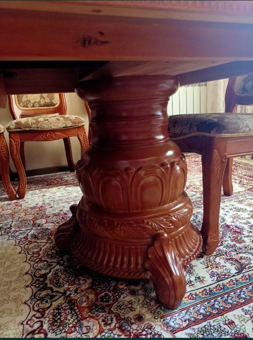 ПРОДАМ Стол и 6 стульев, при покупке горка в подарок