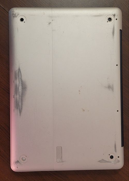 MacBook 13" Aluminiu Unibody, model Late 2008