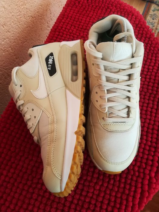 Adidași Nike Air Max nr 38,5 dama