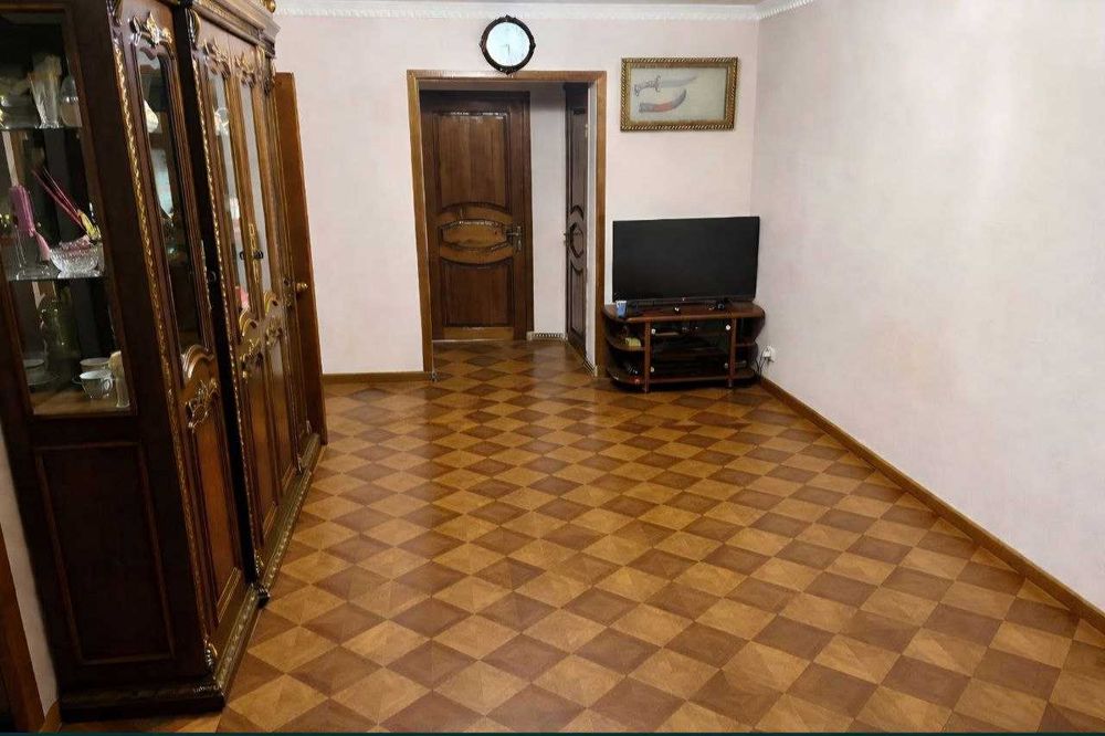 Продам 3 ком ЯЛАНГАЧ №U63