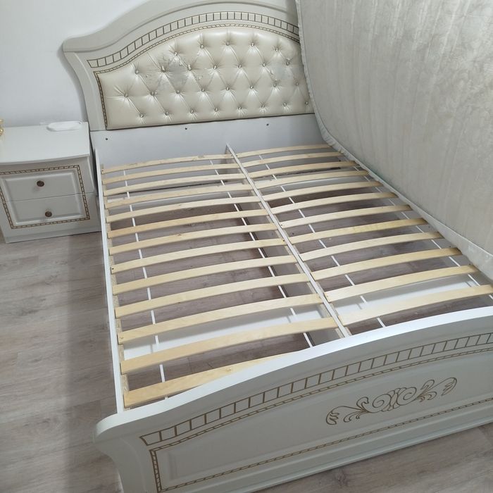 Продам кровать.        .