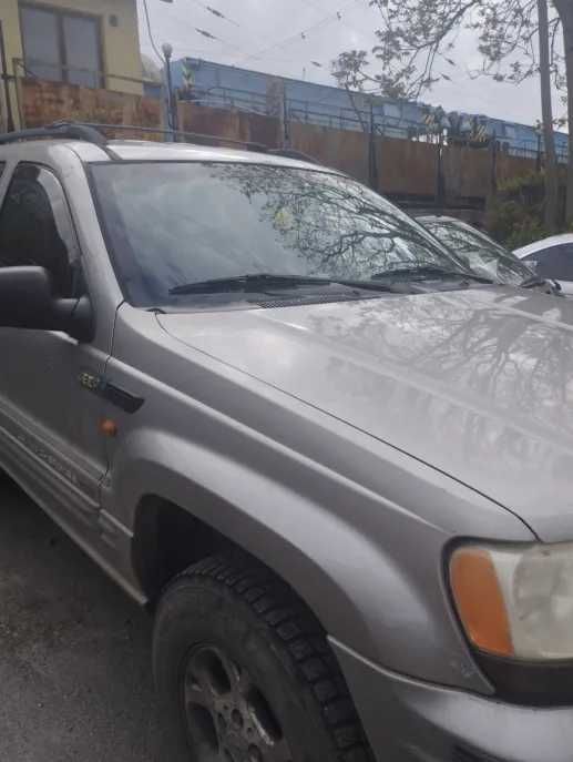 Джип Grand Cherokee