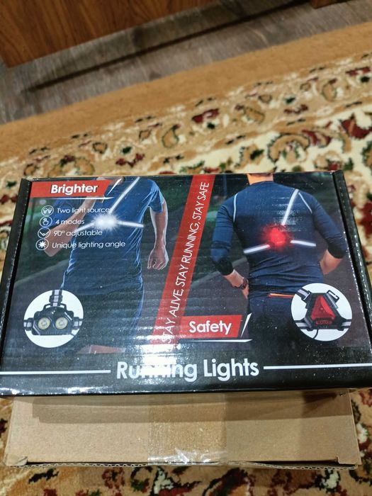 Продам фонарик нагрудный.