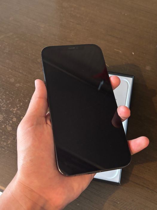 Продам телефон IPhone 12 Pro Max