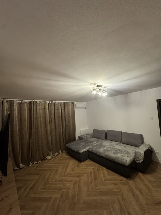 Apartament de inchiriat 1 MAI (SPITAL-MEDICINA)