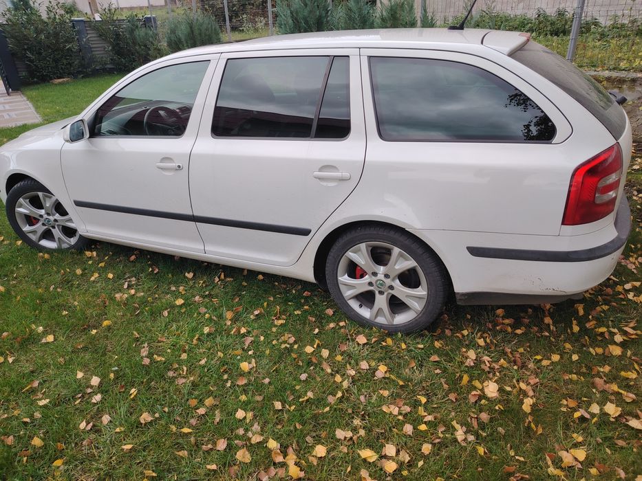 Vând Skoda Octavia 2DSG