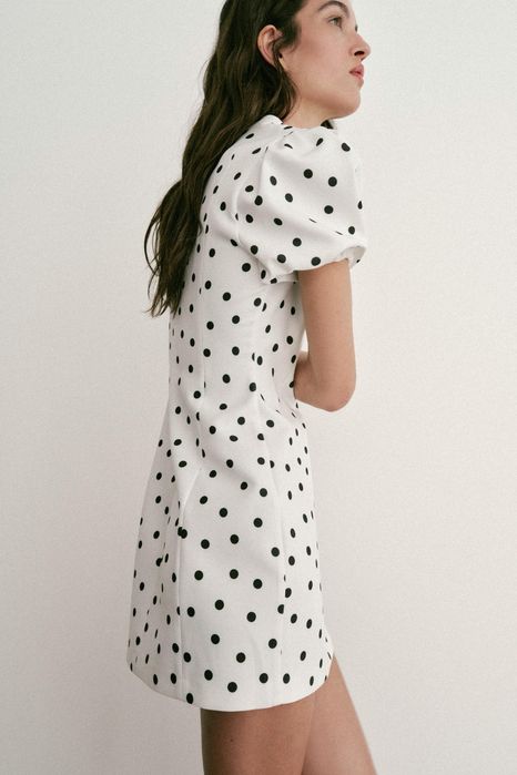 Рокля на точки Zara