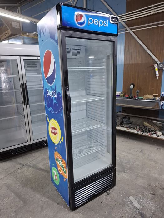 Vitrina frig dubla usi glisante/batante