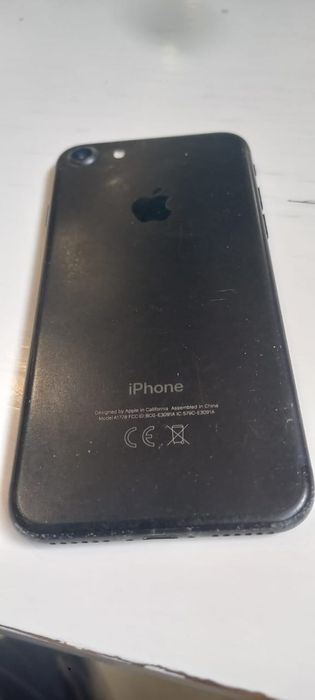 Продам аифон7 32гб за 10000тг