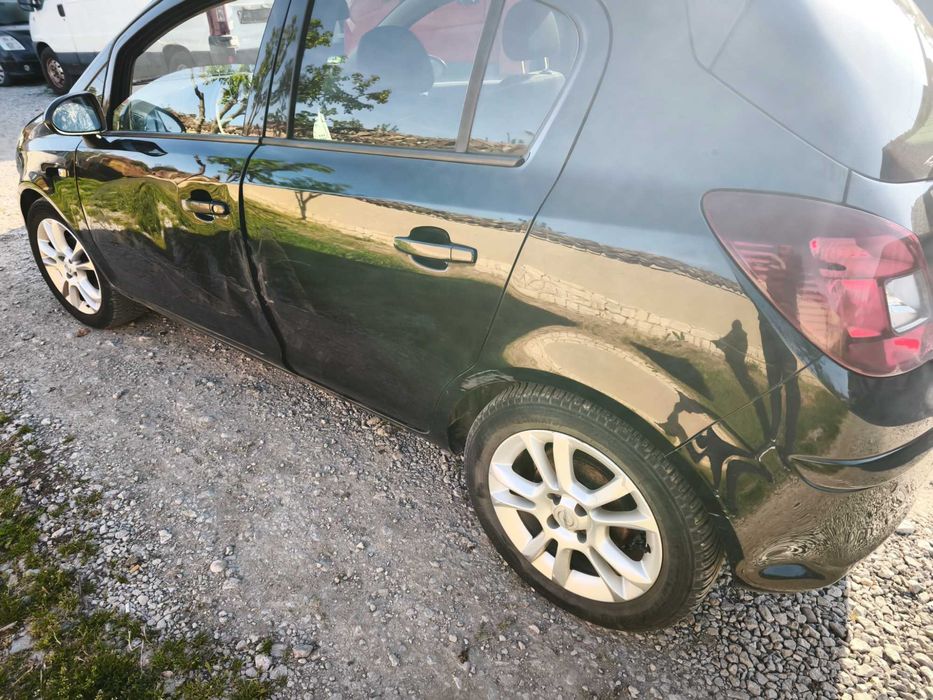 НА Части Opel Corsa D 1.4 бензин