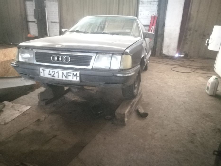 Продам Ауди 100 с3