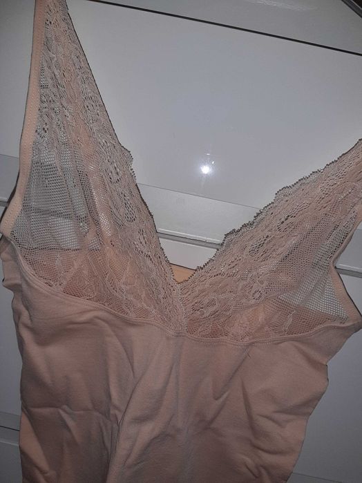 Maiou modelator cu dantela - produs nou