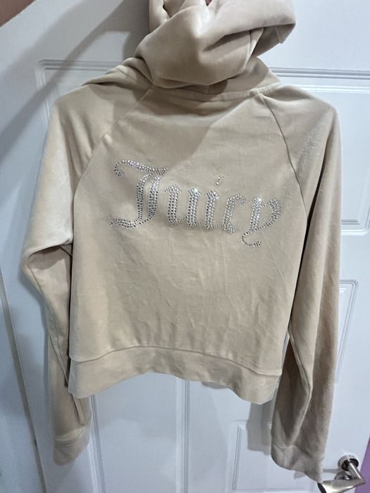 !!!Нов суичър от Juicy Couture  !!!