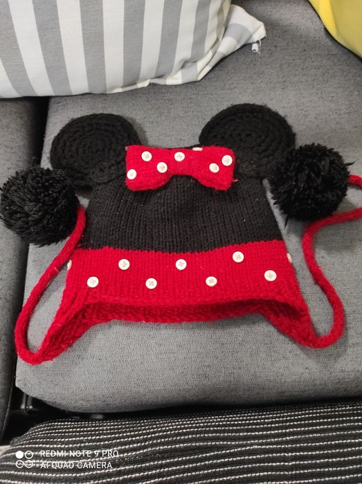Плетена шапка Мини Маус