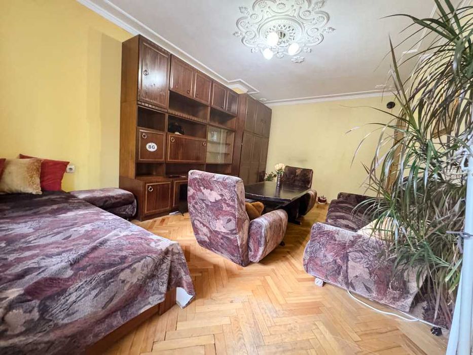 Дава се под наем Двустаен апартамент в Русе, Възраждане - 60 кв.м за 96900 € - Снимка #13