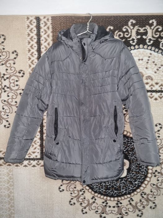 Продам куртку мужскую