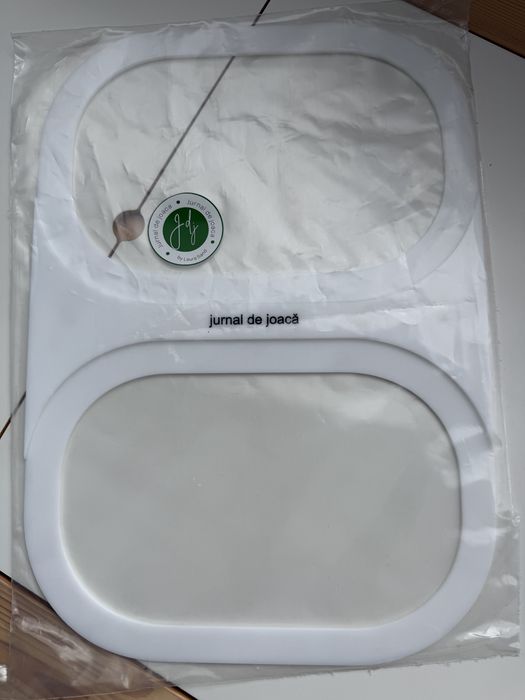 Vand masa lemn masiv de pin, Flisat Ikea completat cu Trofast