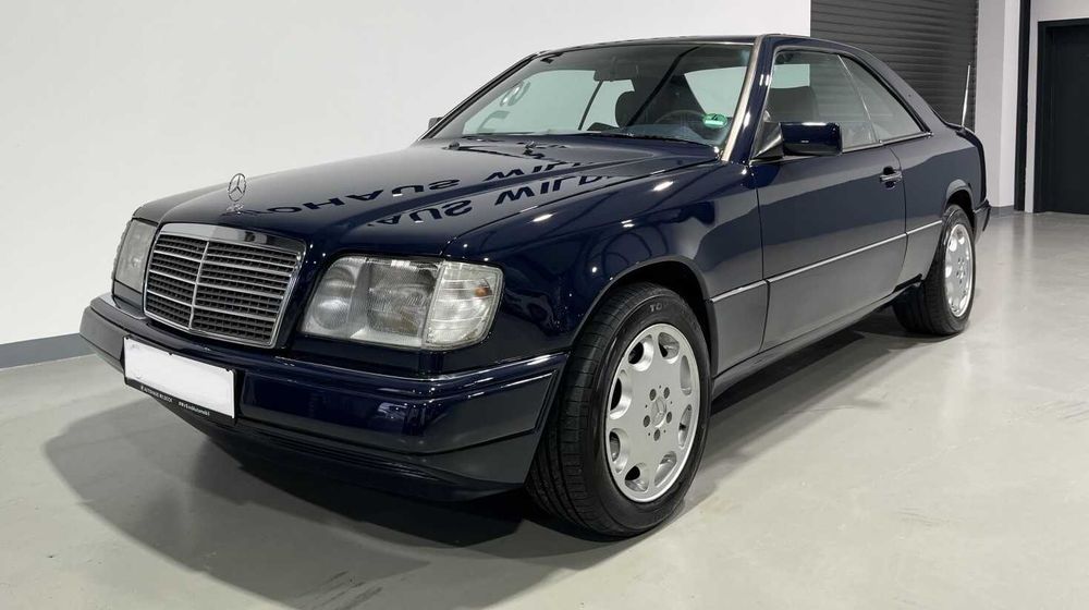 Mercedes Benz 300 CE 124 Coupe Oldtimer