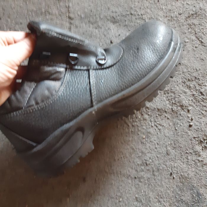 Спец.обувь новая 40 размер