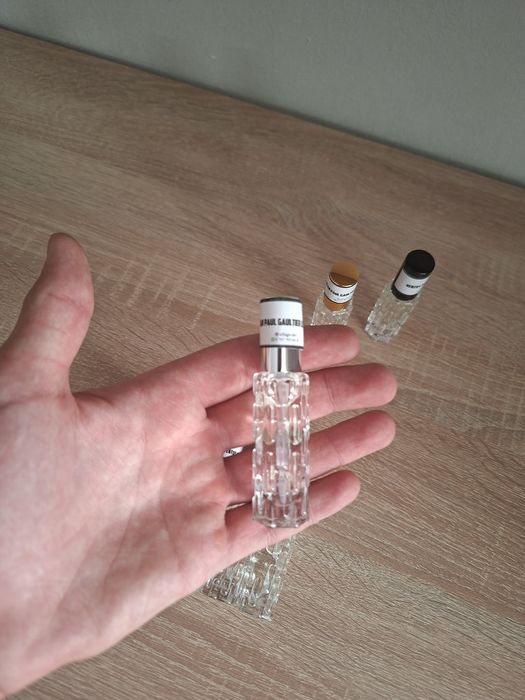 Продам духи парфюм