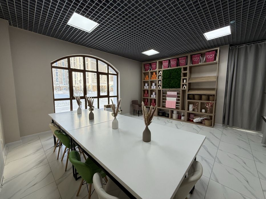 Цветочный магазин и студия шоколада