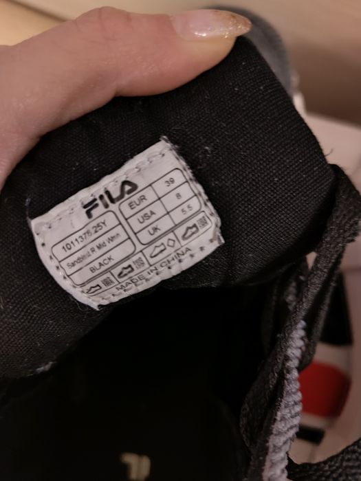 Сникърси FILA Sandblast R Md Wmn 1011378.25Y Сив
Цвят: Сив