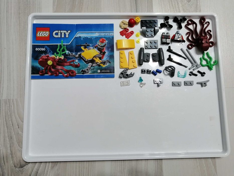 Pachet 3 seturi LEGO City: 60090 + 60126 + 60156