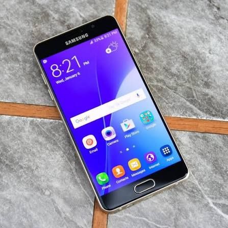 Samsung Galaxy A5 в хорошем состоянии