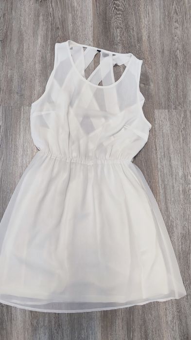 Страхотни рокли xs/s 5 eur.