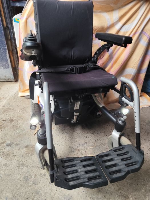 Scaun rulant electric dizabilități Quickie Salsa R2