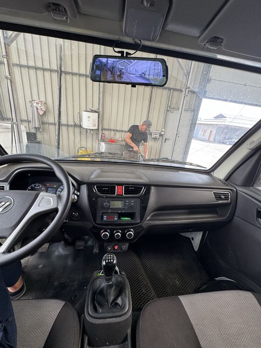 Продаётся автомобиль марки FOTON TRUCK MATE 2