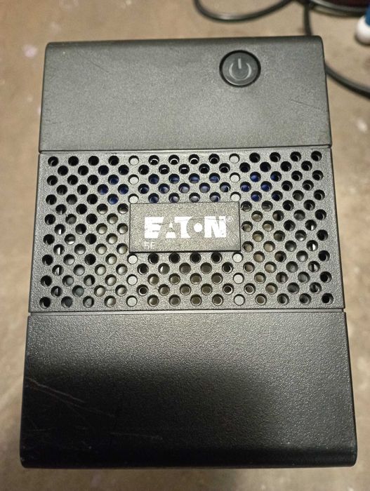 UPS EATON 360W С вградена батерия.