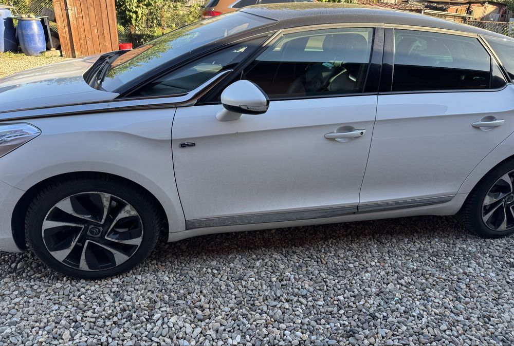 Citroen DS5 Diesel Hybrid 4x4 200 CP