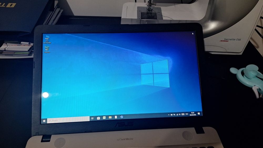 ASUS X541SC ноутбук